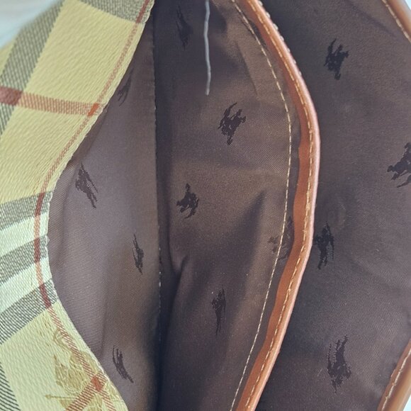 Burberry Brown Leather clutch - Picture 15 of 17